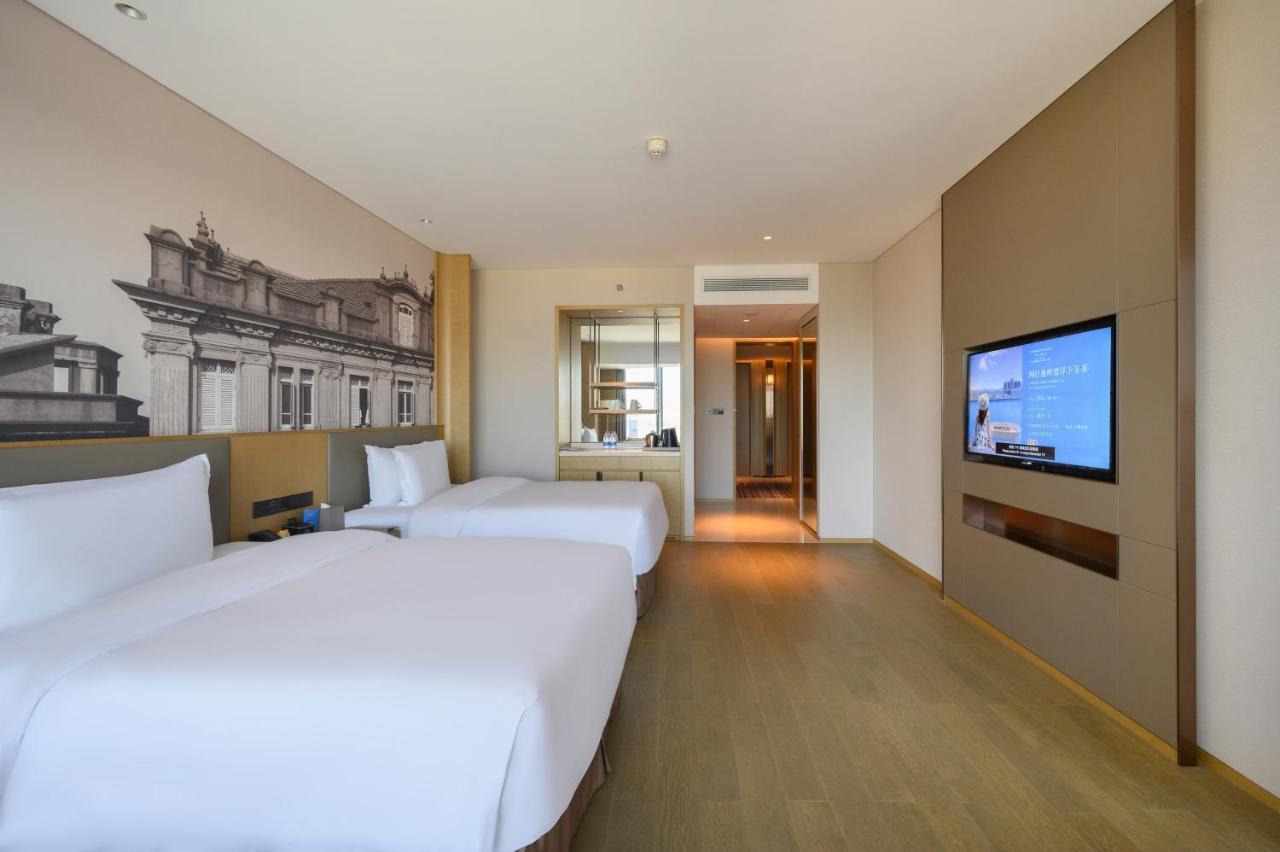 Wyndham Grand Plaza Royale Yuzhou Xiamen Wuyuan Bay Hotel Exterior photo
