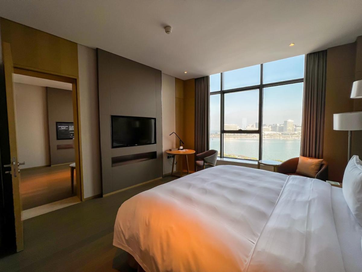 Wyndham Grand Plaza Royale Yuzhou Xiamen Wuyuan Bay Hotel Exterior photo