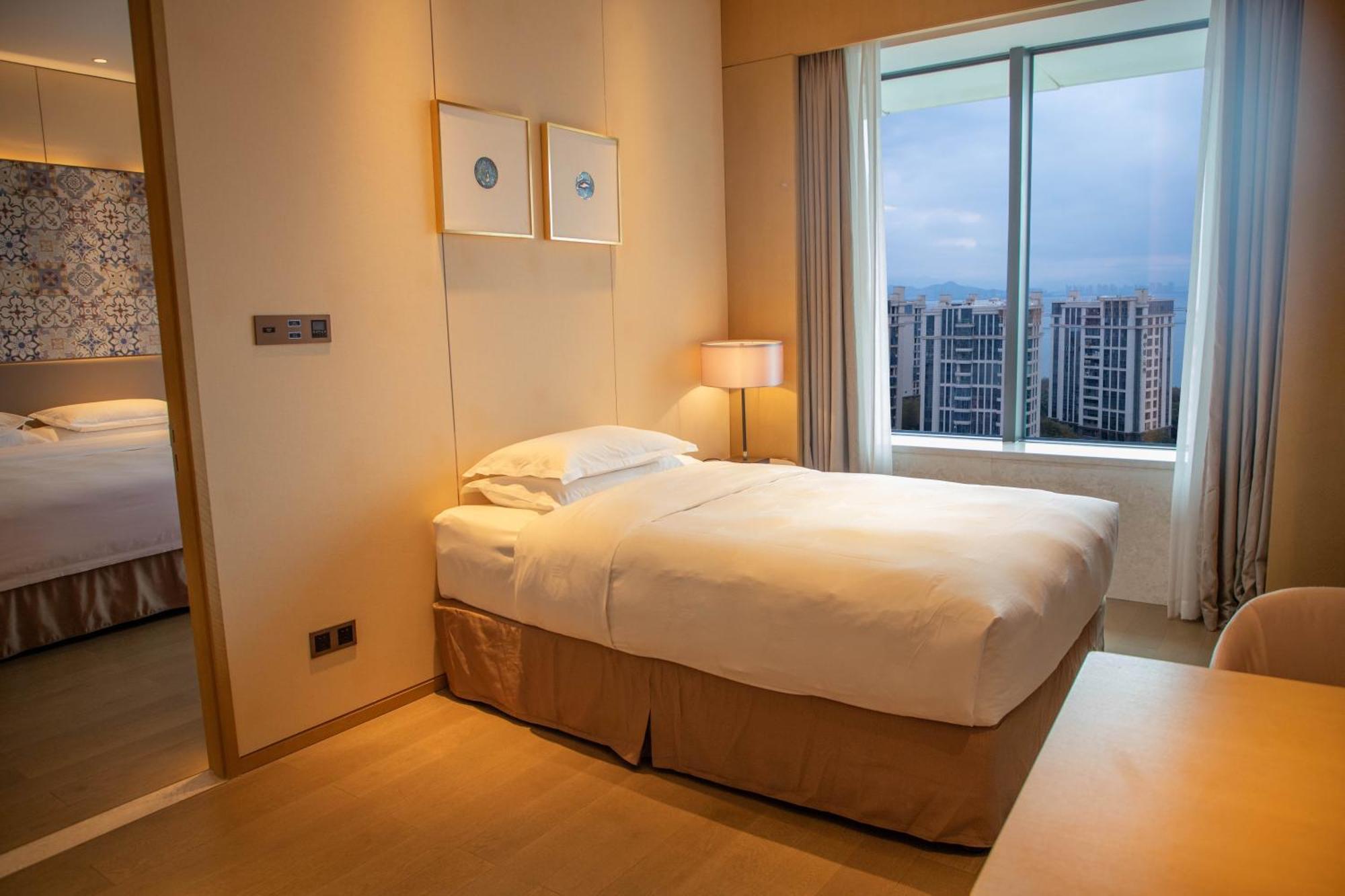 Wyndham Grand Plaza Royale Yuzhou Xiamen Wuyuan Bay Hotel Exterior photo